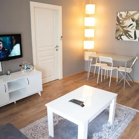 The Hera Hotel 2*