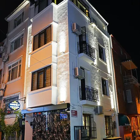 Whitemoon Taksim *