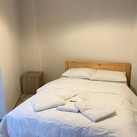 Hotel La Perato *