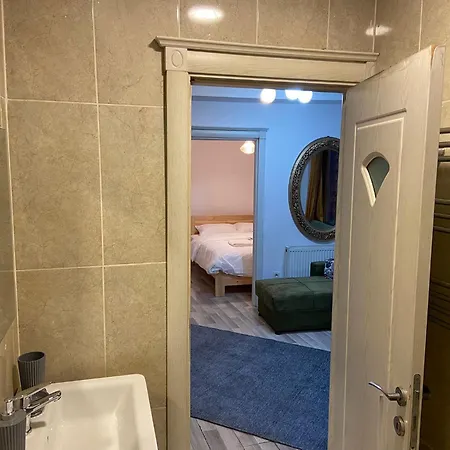La Perato Hotel *