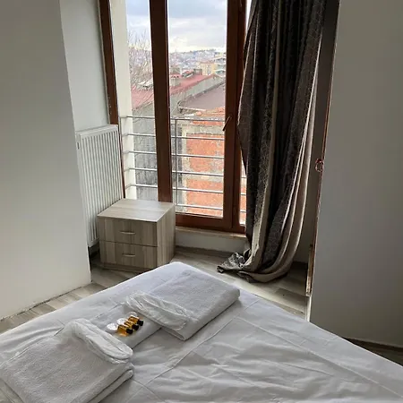 Hotel La Perato Istanbul
