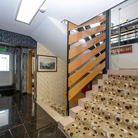Grand Ons Hotel 3*