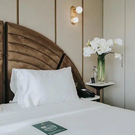 The Artisan Mgallery Hotel