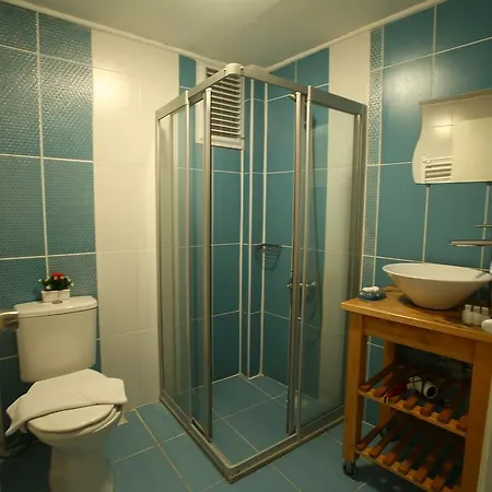 Aparthotel A'la House 3*