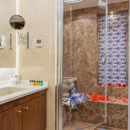Lord Morgan & Exclusive Design Cihangir 2*