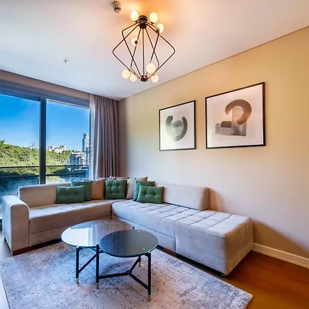 Radisson Residences Vadistanbul מלון