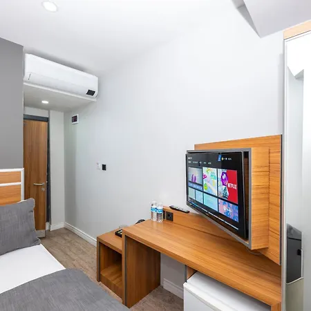 Hotel Mayza 3*