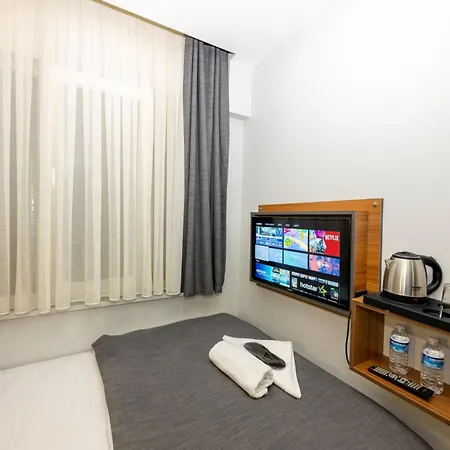 Hotel Mayza 3*