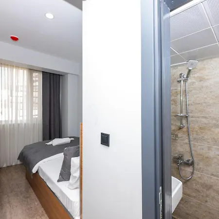 Hotel Mayza 3*