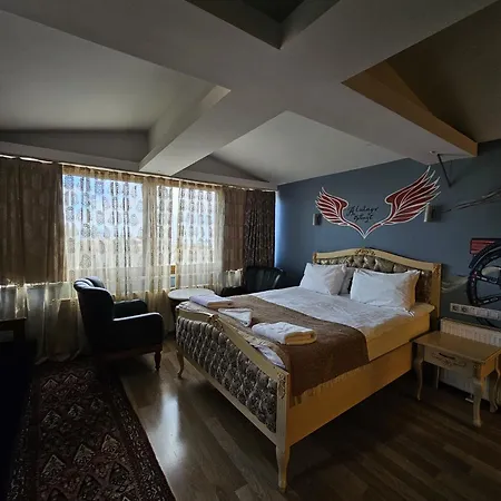 Hotel Optimist