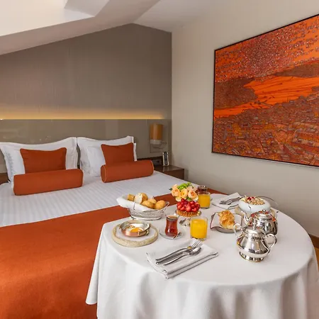Hotel Innova Sultanahmet 4*