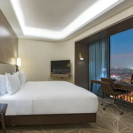 Hilton Kozyatagi Hotel 5*