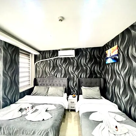 Taksim Luxurious Center Apartament
