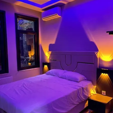 Apartment Deluxe Cozy Flat In Taksim 3 *