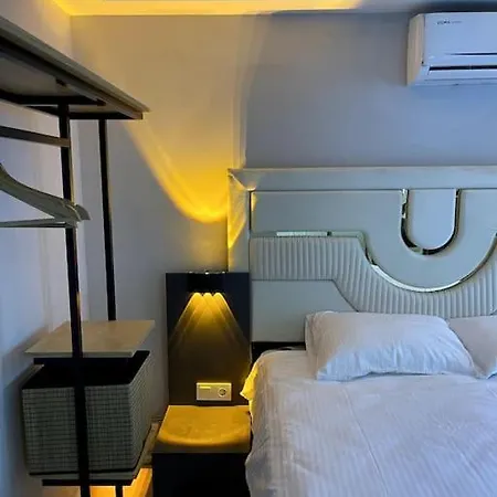 New Luxurious And Cozy Flat 6 * Istanbul
