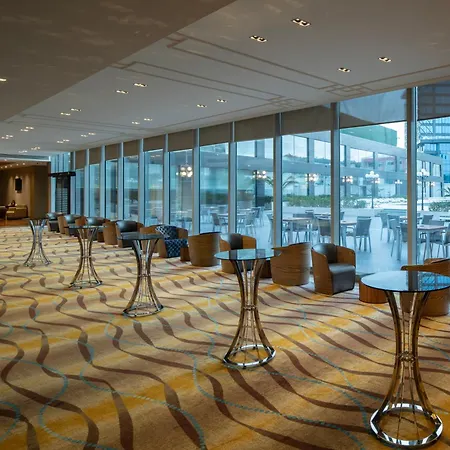 Windsor & Convention Center Otel
