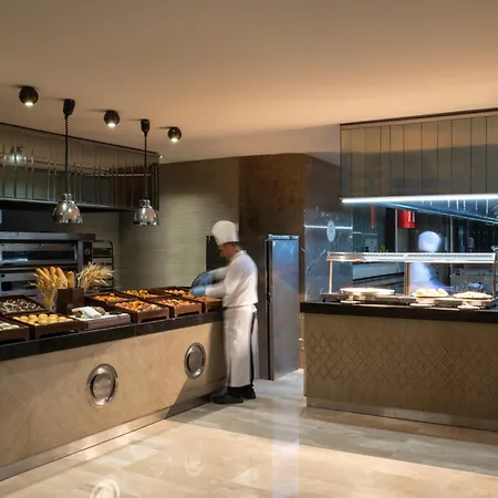 Windsor & Convention Center 5* İstanbul