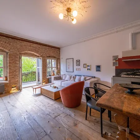 The Riviera Loft : Lovely 1br W/ Stunning Terrace Istanbul