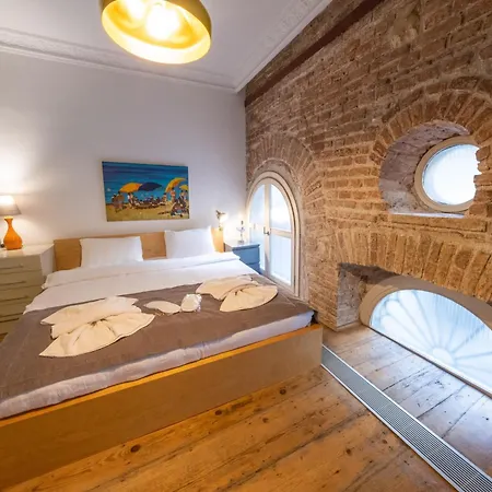 The Riviera Loft : Lovely 1br W/ Stunning Terrace Apartment Istanbul