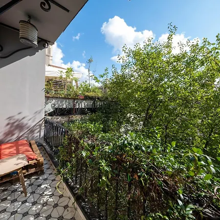 The Riviera Loft : Lovely 1br W/ Stunning Terrace Istanbul