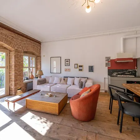 Apartment The Riviera Loft : Lovely 1br W/ Stunning Terrace