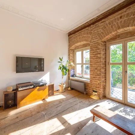 The Riviera Loft : Lovely 1br W/ Stunning Terrace *