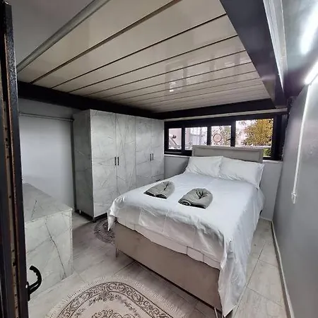 Apartment Cozy Aksaray For 5 Persons *