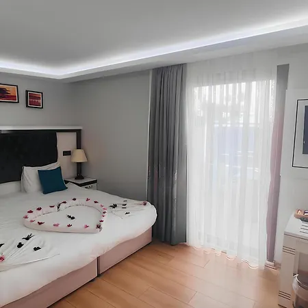 Hotel Maritime 3*