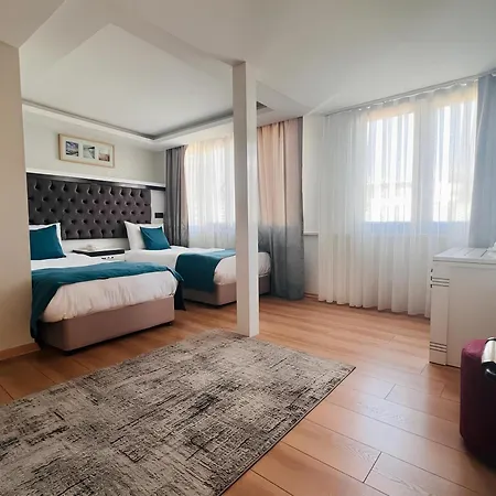 Hotel Maritime