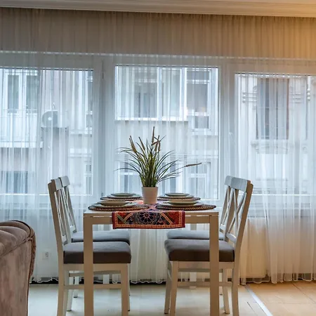 Vg Taksim Istanbul