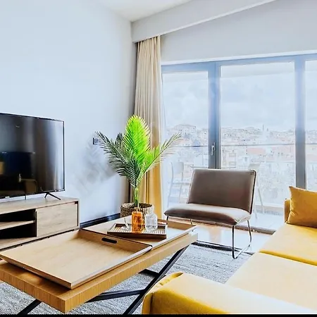 Flats And Near Taksim Square Apartment