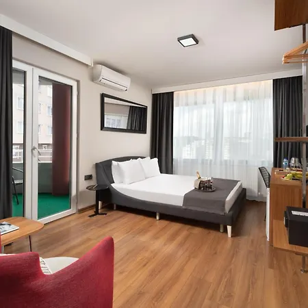 Hotel Nish Atasehir