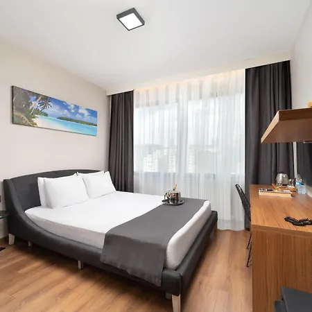 Nish Atasehir Отель 3*