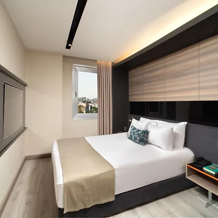 Nish Palace Exlusive Hotel 4*