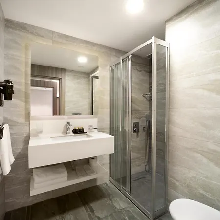 Hotel Nish Palace Exlusive 4*