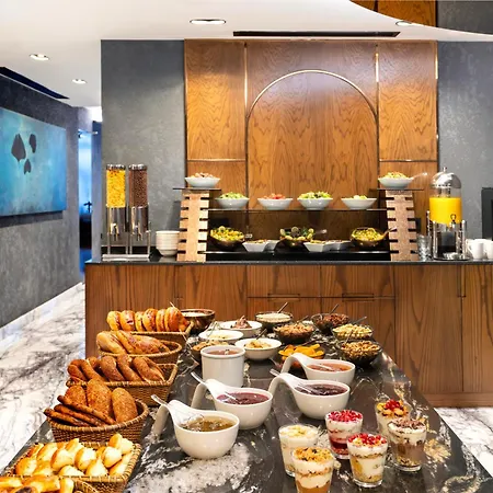 Hotel Nex Center 4*