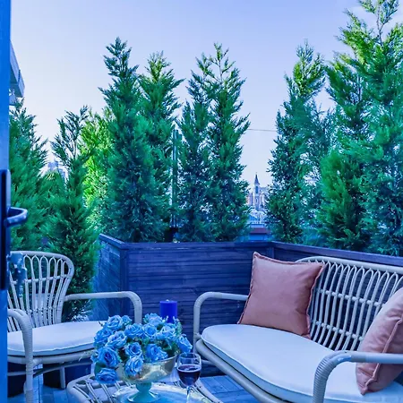 Lord Morgan & Exclusive Design Cihangir 2*