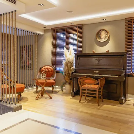 Ξενοδοχείο με διαμερίσματα Lord Morgan & Exclusive Design Cihangir