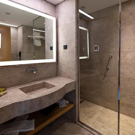 Doubletree By Hilton Istanbul-avcilar 5* Isztambul