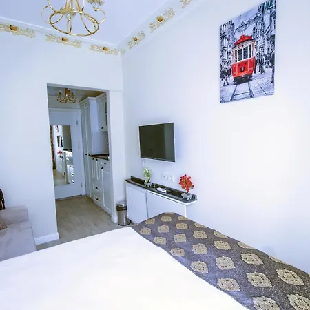 Iq Beyoglu