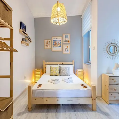 Exceptional Flat 1 Min To Metro & Galata Tower