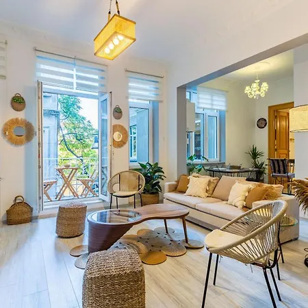 Exceptional Flat 1 Min To Metro & Galata Tower Apartment Istanbul