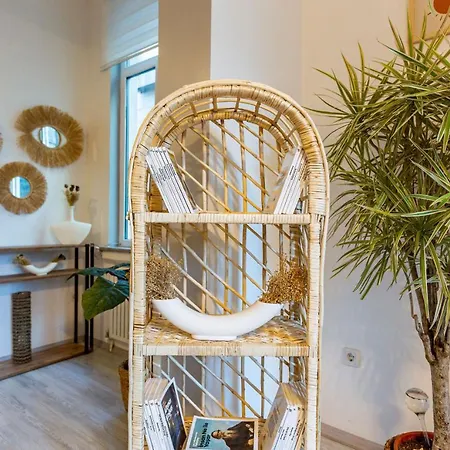 Exceptional Flat 1 Min To Metro & Galata Tower Apartment *