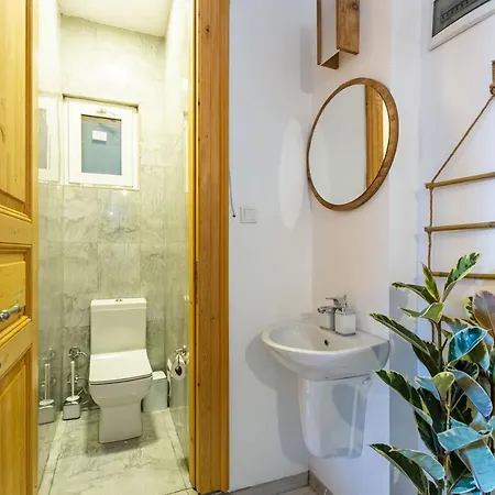 Apartment Exceptional Flat 1 Min To Metro & Galata Tower *