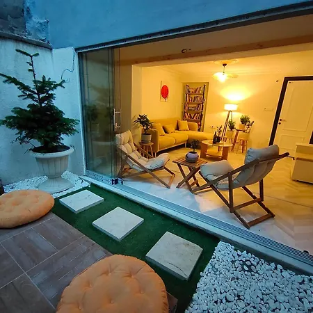 Apartment 2br And 2bath Garden Pat Near To Nisantasi And Taksim #1