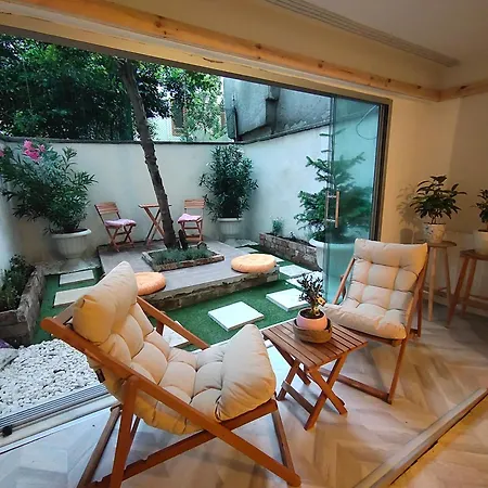 Apartment 2br And 2bath Garden Pat Near To Nisantasi And Taksim #1 Istanbul