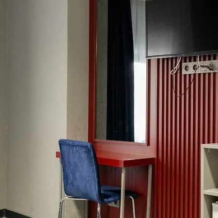 Pera Aparthotel 3*