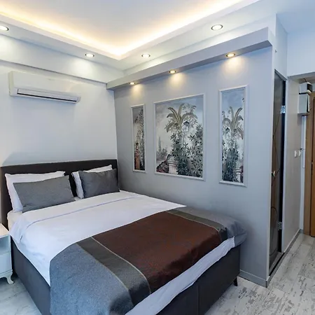Apollo & Aparthotel *
