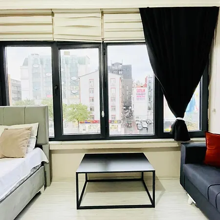 71 Aparthotel
