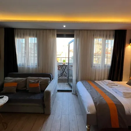 Aparthotel Taksim Larissa 2*